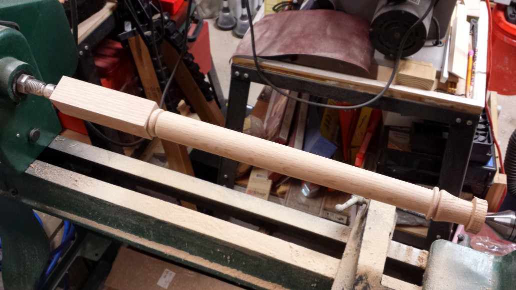 01 three leg table