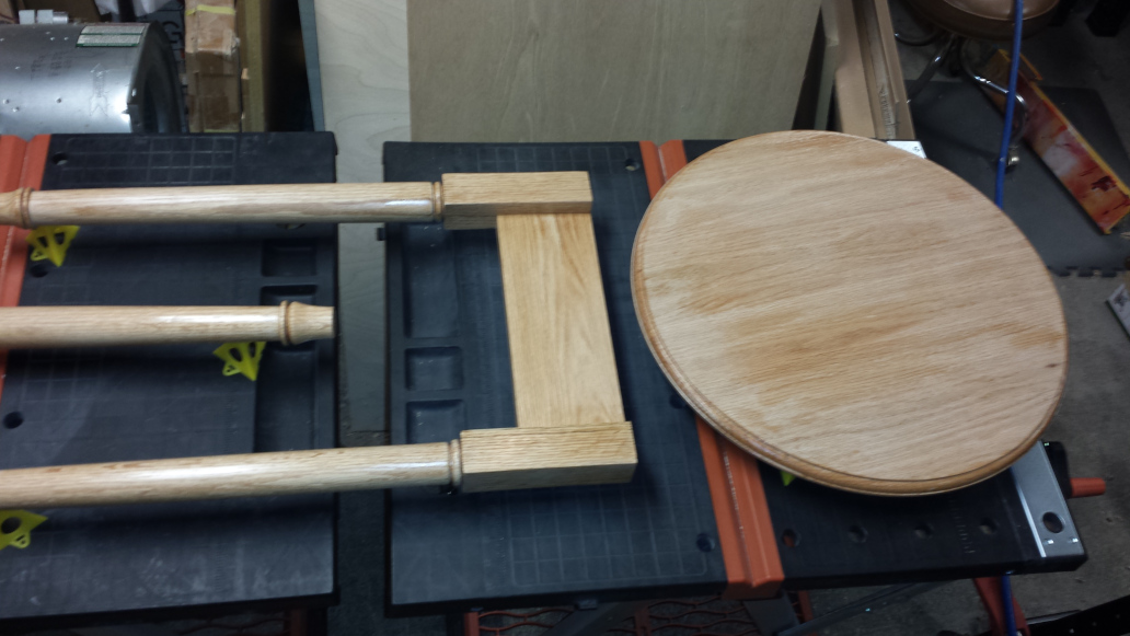 03 three leg table